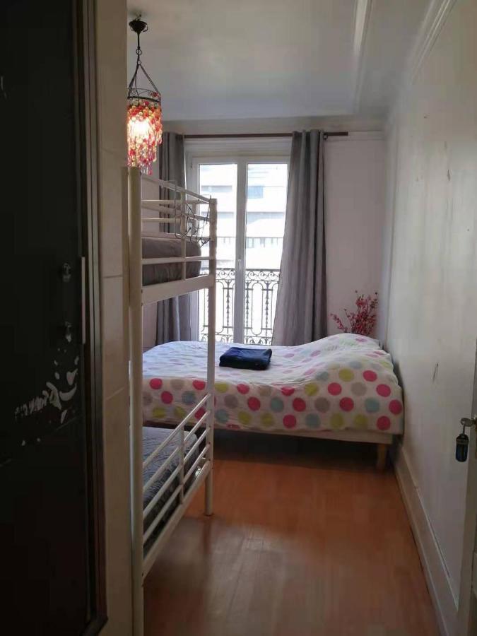 L & D D'hote Parigi